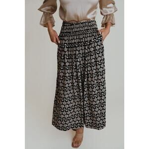 Laroque Brady Maxi Skirt Sz Medium Elastic Smocked Waist Pockets Printed $258